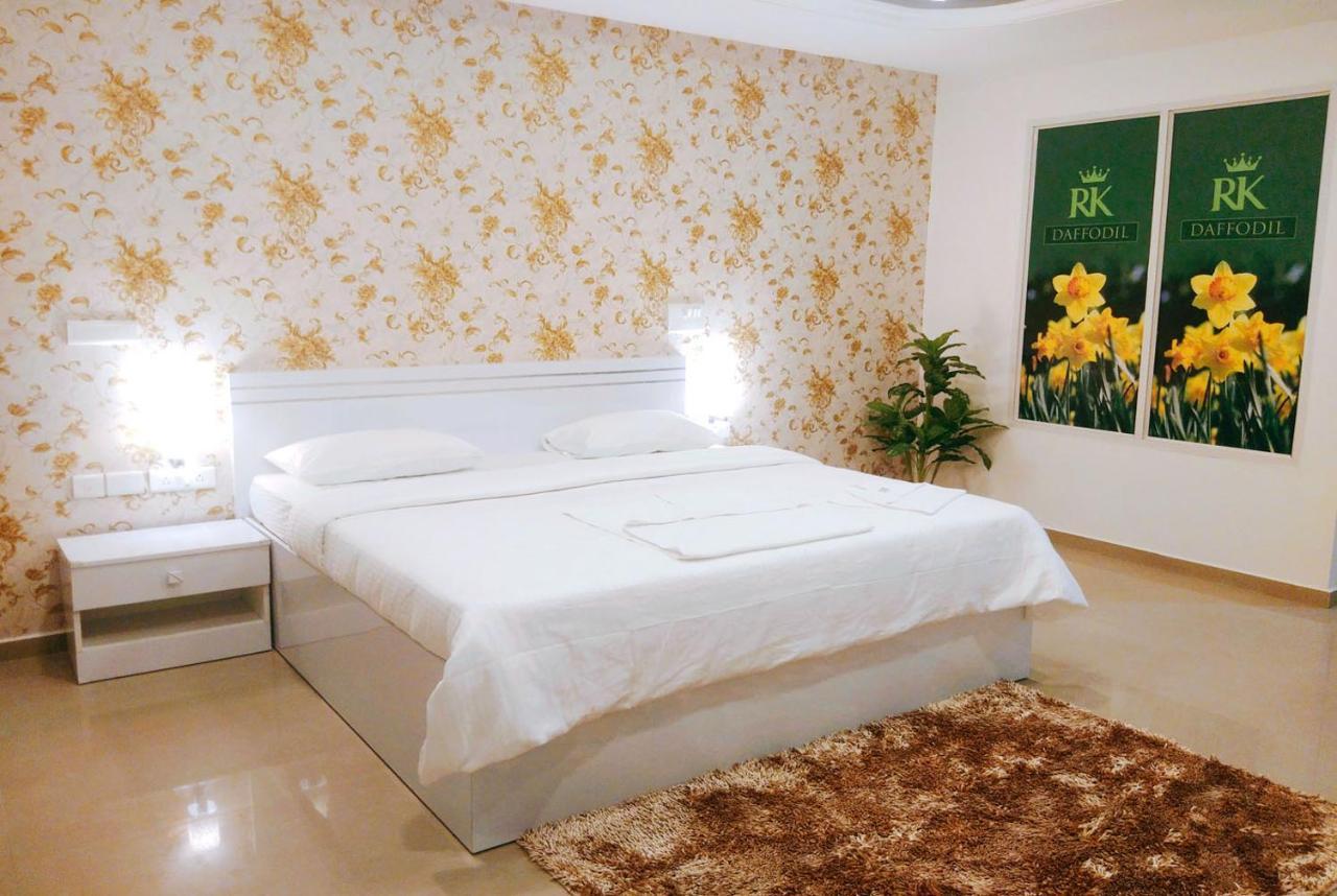 Rk - Inn Premium Suites Bangalore Exterior foto